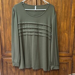 Aeropostale Forest Green Long Sleeve Tee